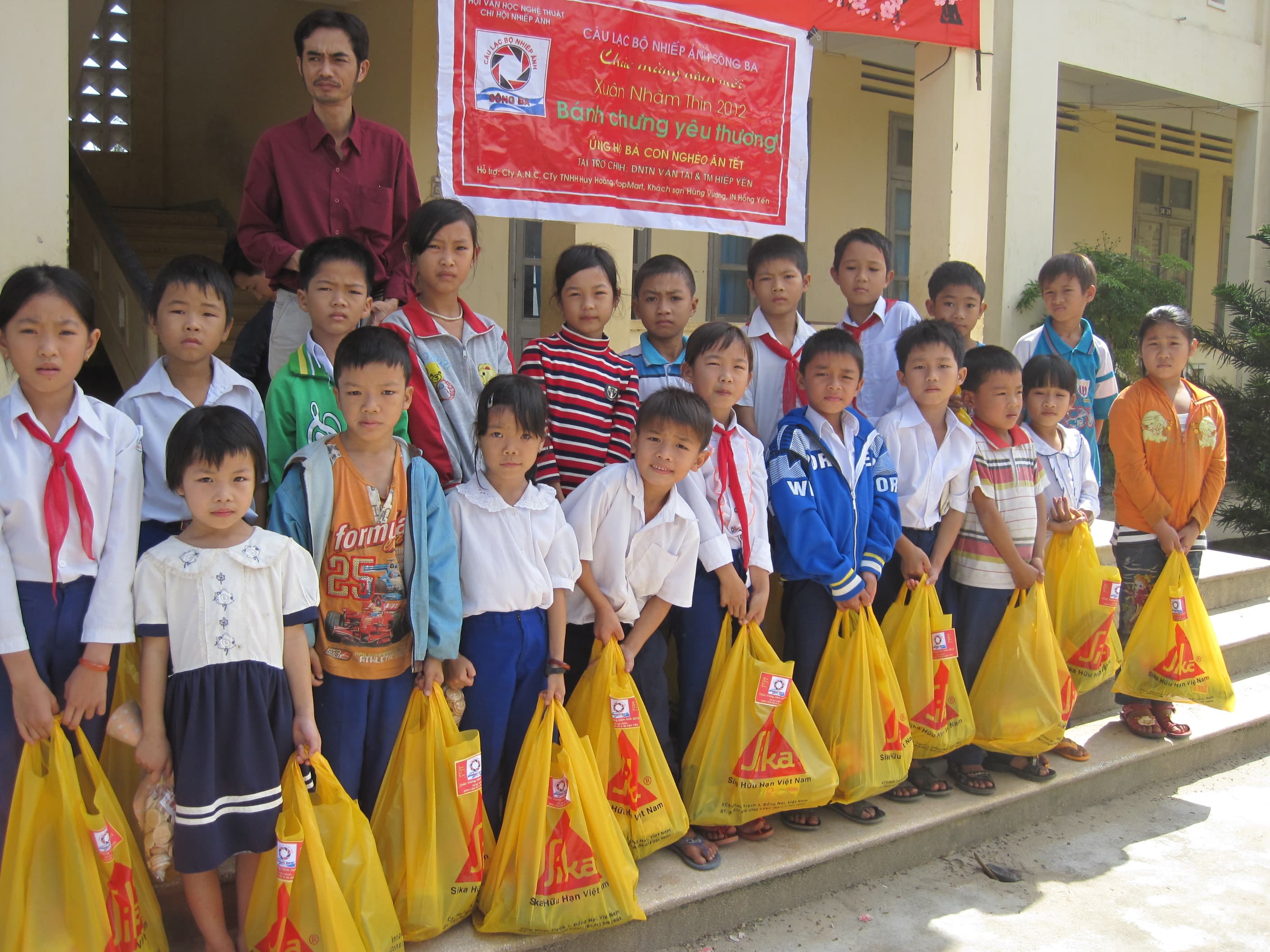 Bánh chưng yêu thương năm 2012
