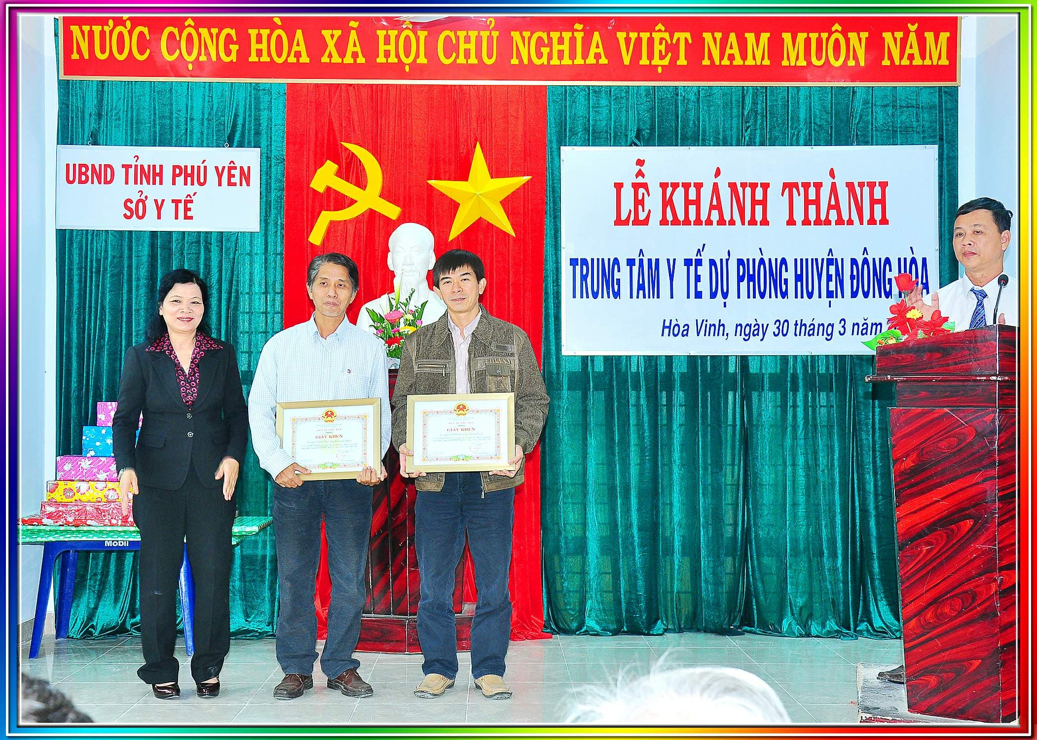 Tư liệu khen thưởng liên quan công trình y tế tại Đông Hòa