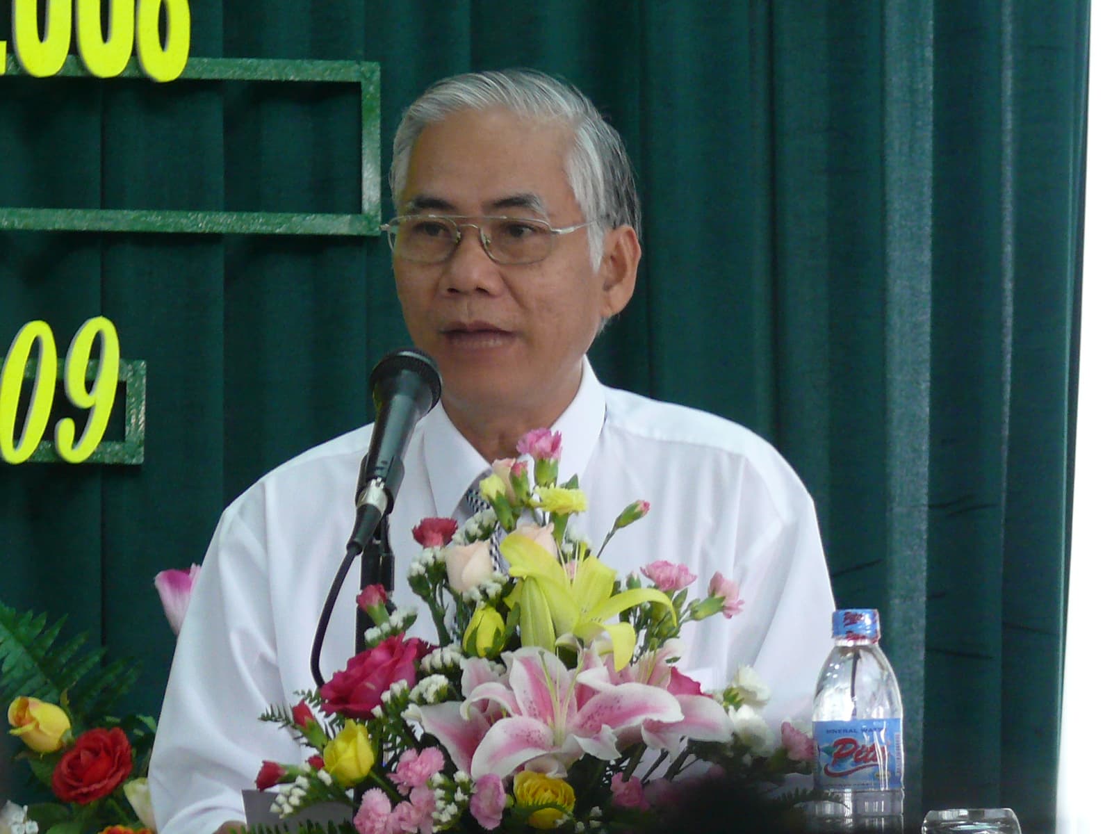 Tư liệu tuyên dương nghĩa vụ thuế năm 2008